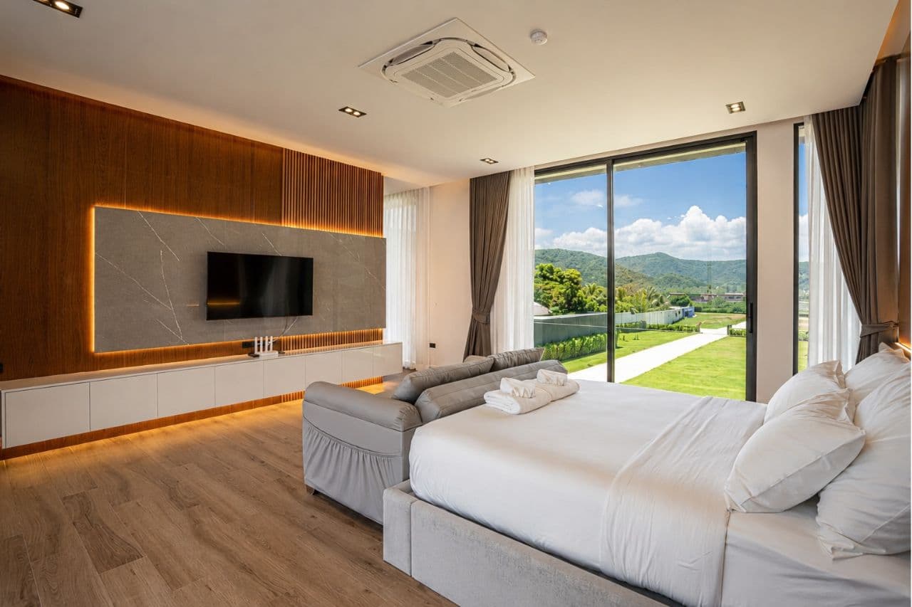 A mountain-view suite